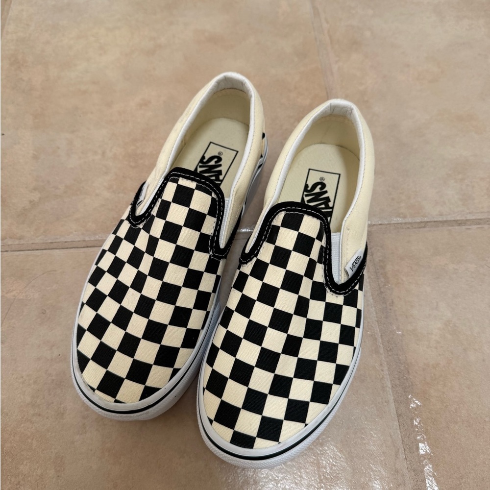 Vans Checkerboard Platform Slip-Ons Brand New